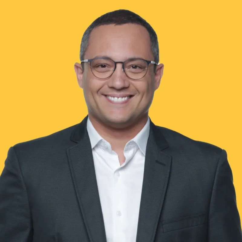 Professor TIAGO ALVES